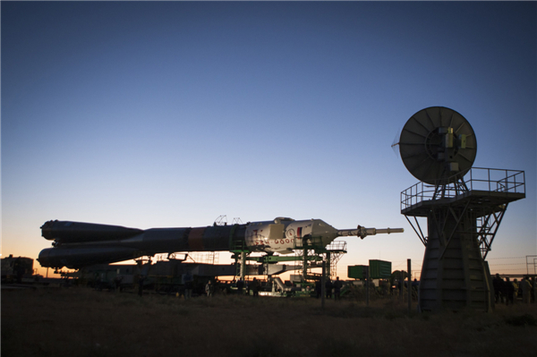 Russia's Soyuz TMA-10M on launch pad to ISS