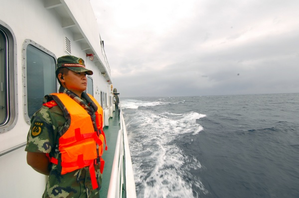 Chinese Coast Guard patrols Yongle Islands