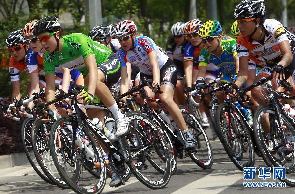 CHINA-SHANGHAI-CYCLING-TOUR OF CHONGMING ISLAND WOMEN WORLD CUP (CN)