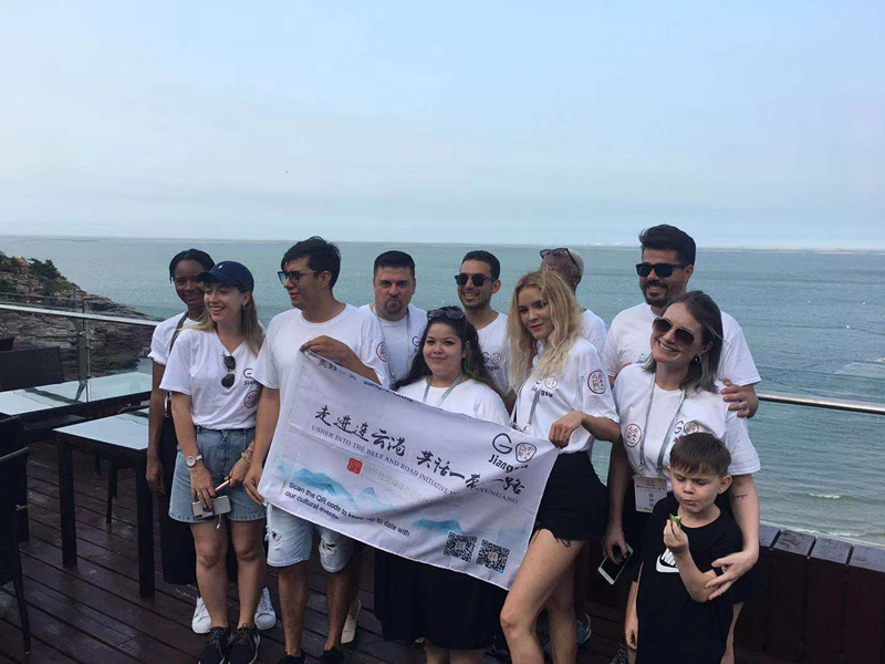 Expats discover Lianyungang with 'Go Jiangsu'