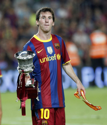 Barcelona beats Sevilla to lift Spanish Supercup