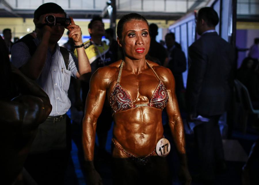 Bodybuilders compete for world title in Mumbai