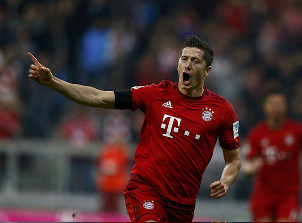 Five-goal Lewandowski nets fastest Bundesliga hat-trick