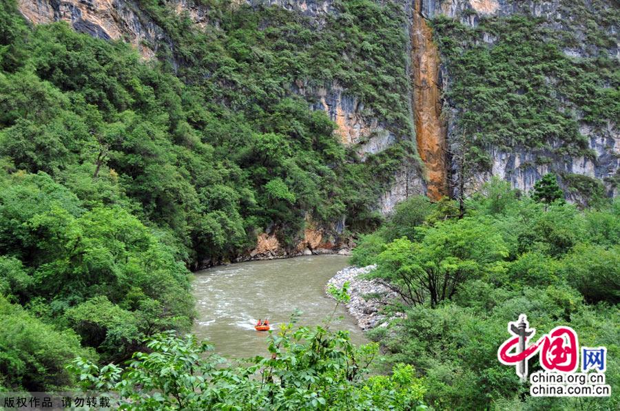 Shangri-la Grand Canyon in China's Yunnan