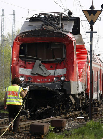 24 injured in German train crash