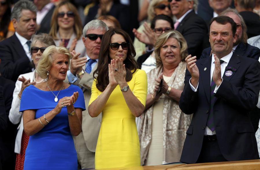 Duchess Kate shines in yellow at Wimbledon