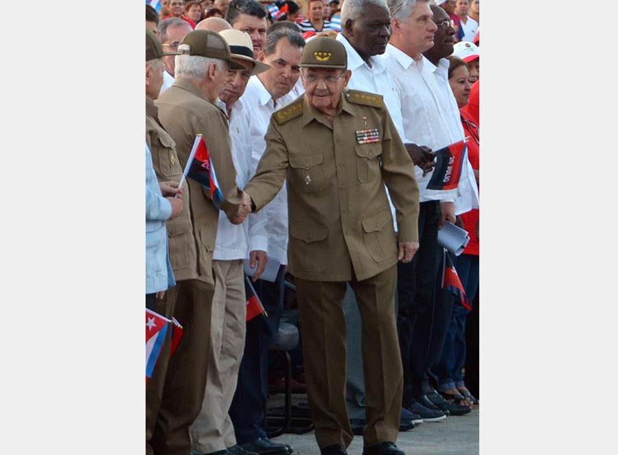 Raul Castro attends commemoration ceremony of National Rebellion Day