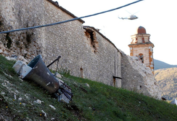 Strongest quake in decades hits central Italy, devastating historic buildings